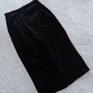 Vintage Suede Black Midi Skirt (M) (Eagle's Eye)